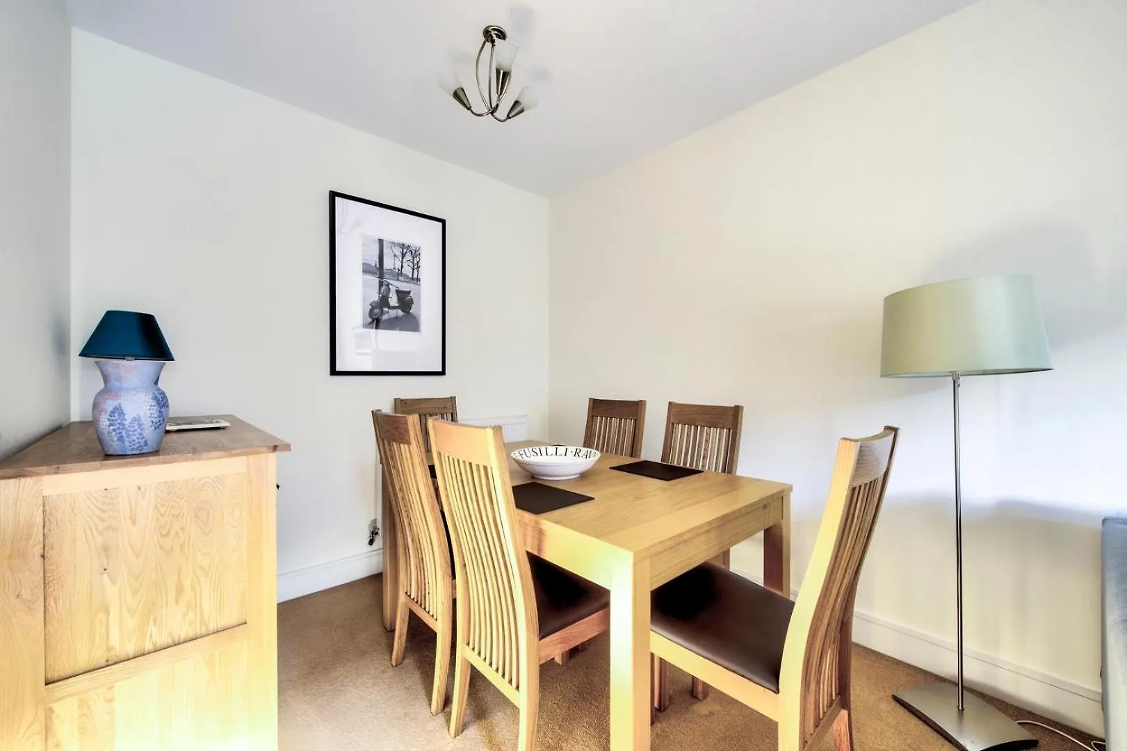 Lägenhet Guestready - Bright Home Near New Town Edinburg
